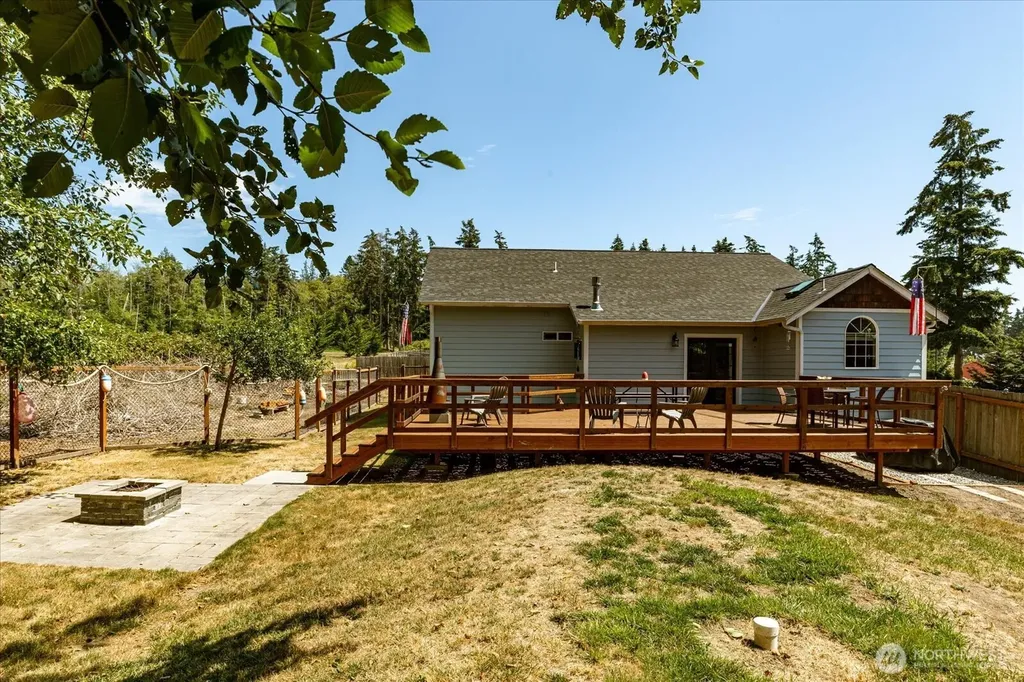 1235 Russell Drive Coupeville WA 98329