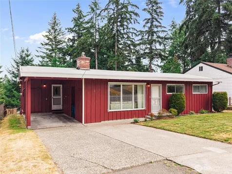16632 15th Avenue SW Seattle WA 98166