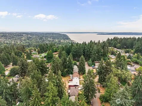 16632 15th Avenue SW Seattle WA 98166