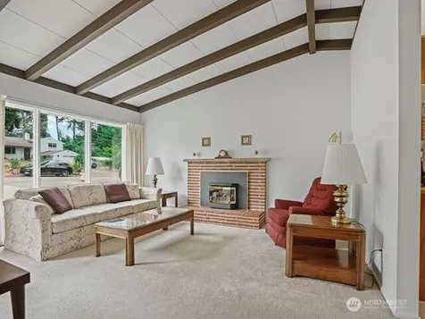 16632 15th Avenue SW Seattle WA 98166