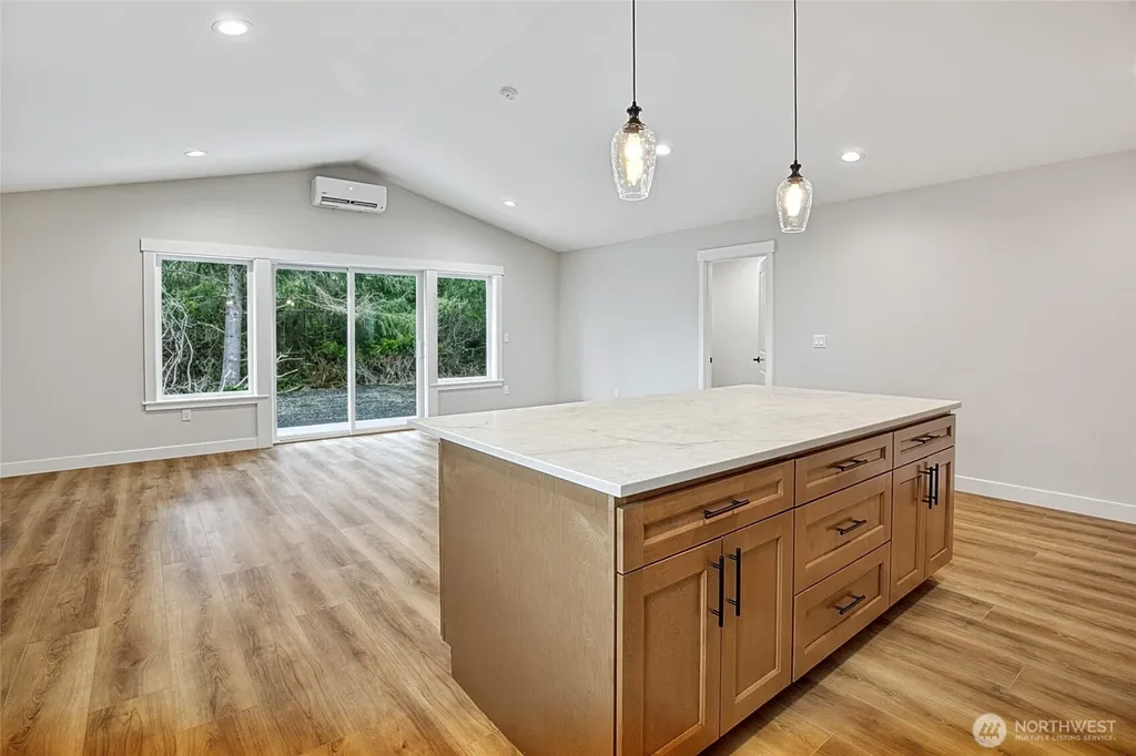 130 Glover Court NE Ocean Shores WA 98569