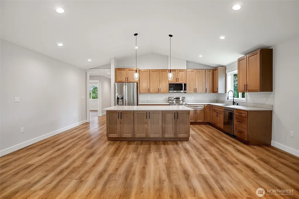 130 Glover Court NE Ocean Shores WA 98569