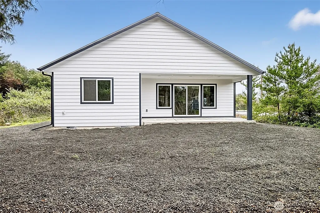 130 Glover Court NE Ocean Shores WA 98569