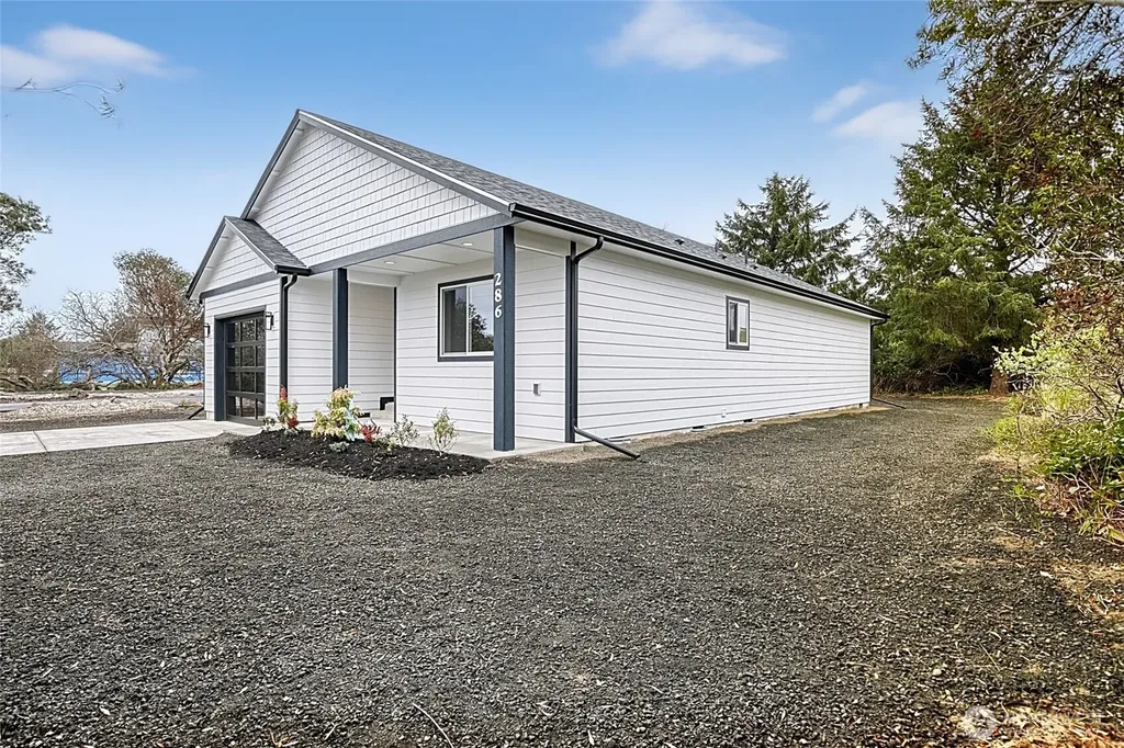 130 Glover Court NE Ocean Shores WA 98569