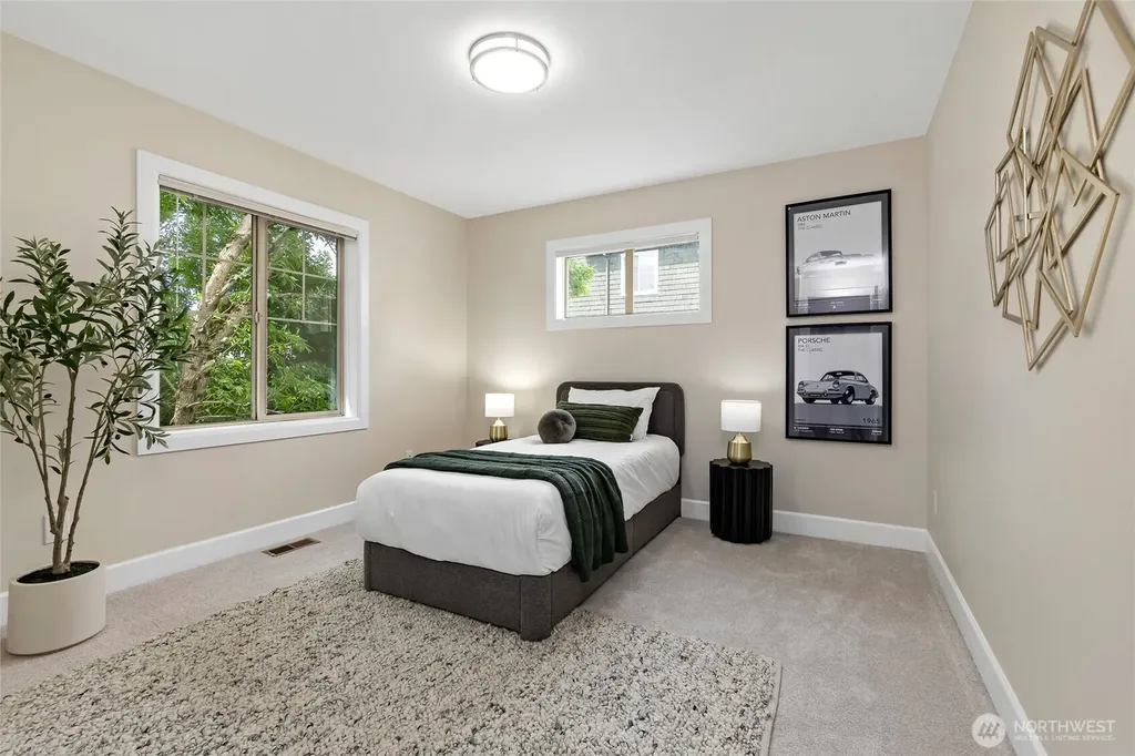 9541 Slater Avenue NE Kirkland WA 98033