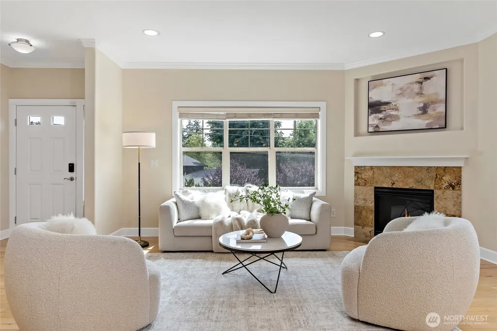 9541 Slater Avenue NE Kirkland WA 98033