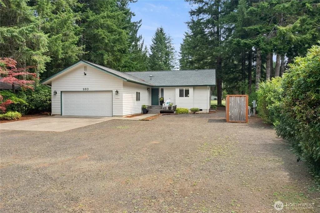 260 N Mount Christie Drive Hoodsport WA 98548