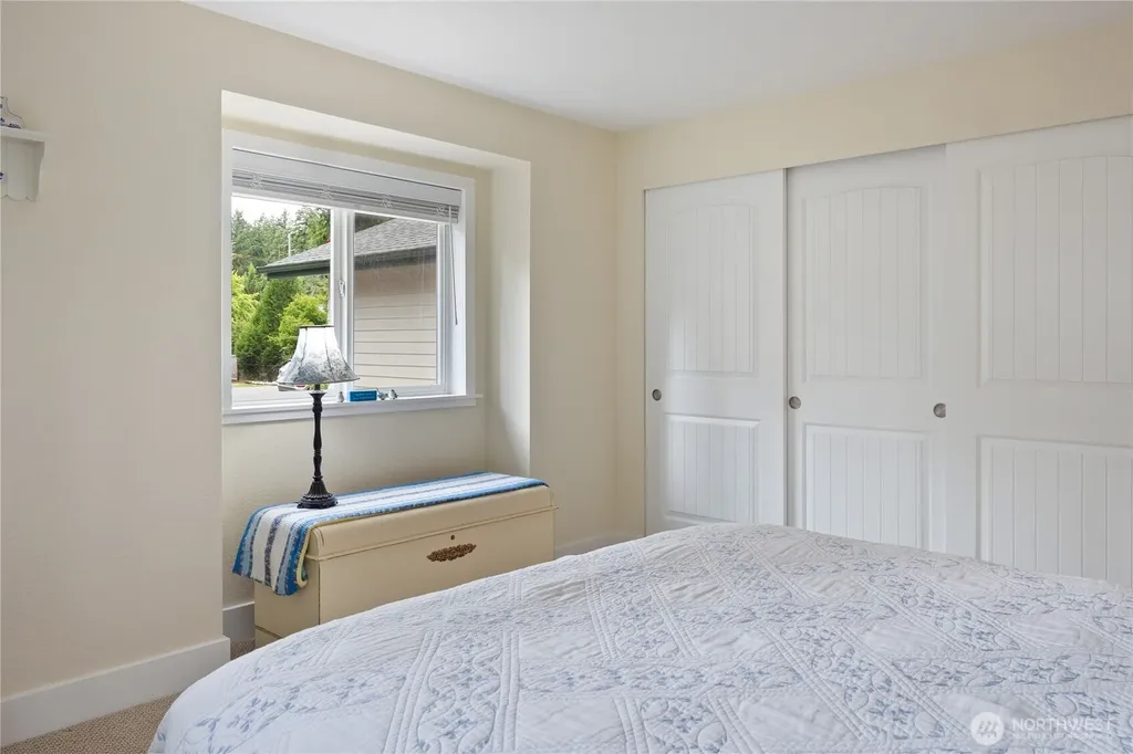 260 N Mount Christie Drive Hoodsport WA 98548