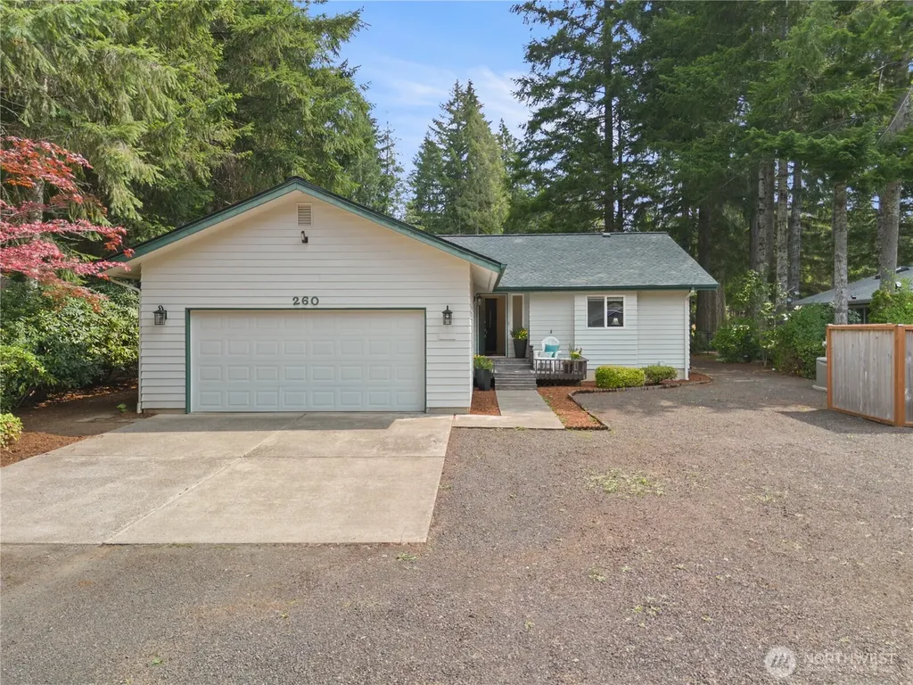 260 N Mount Christie Drive Hoodsport WA 98548