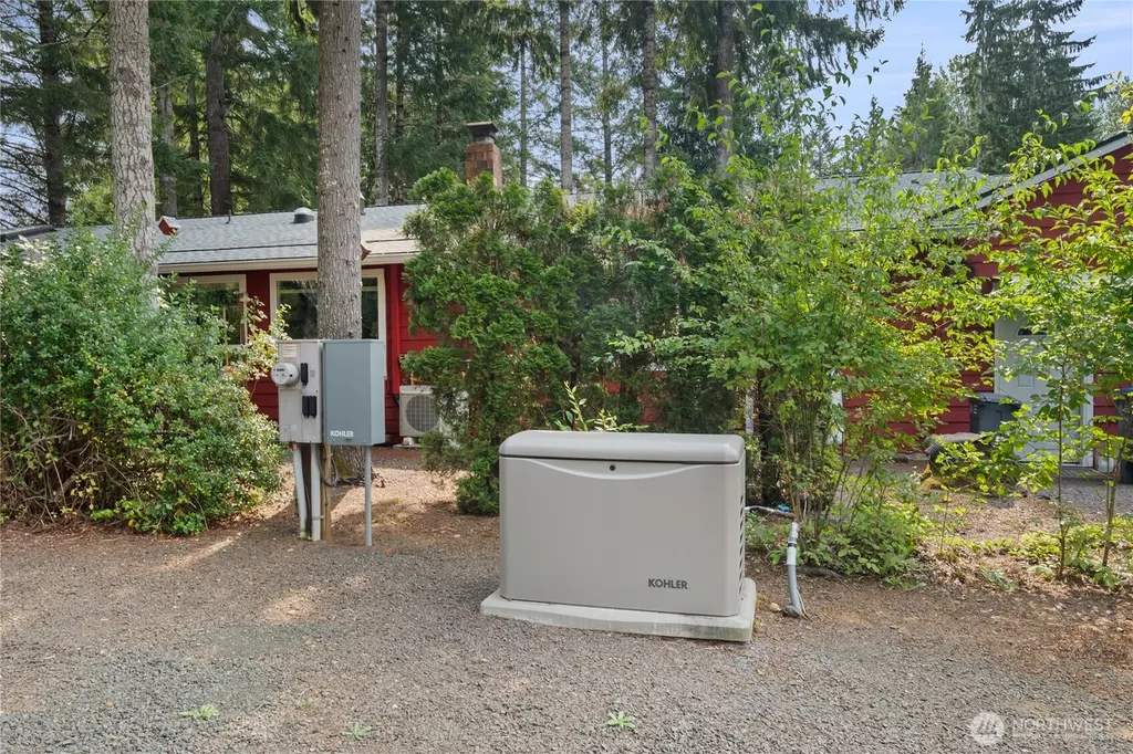 260 N Mount Christie Drive Hoodsport WA 98548