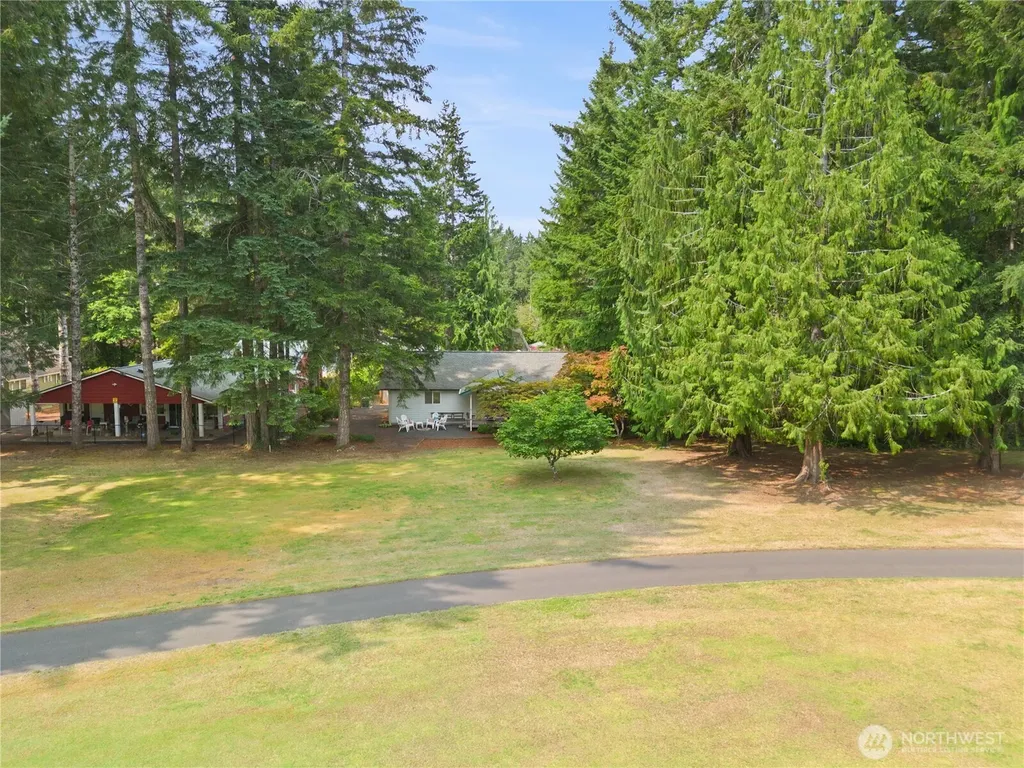 260 N Mount Christie Drive Hoodsport WA 98548