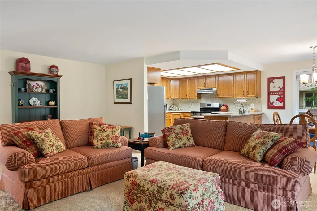 260 N Mount Christie Drive Hoodsport WA 98548