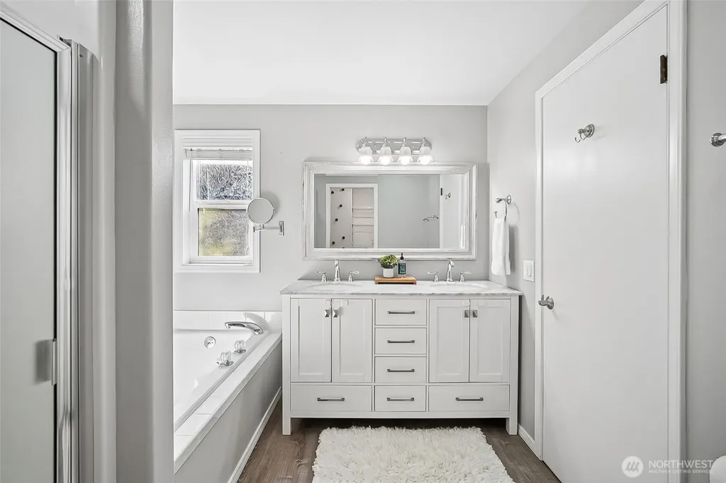 3780 N Heather Place Bellingham WA 98226
