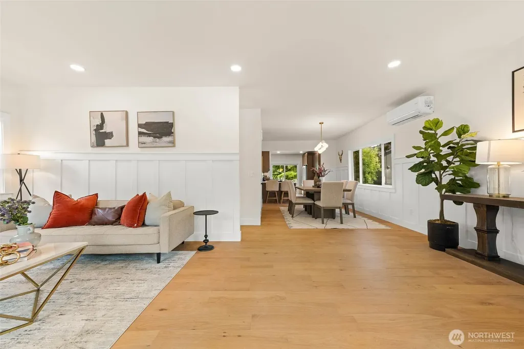 520 30th Avenue E Seattle WA 98112