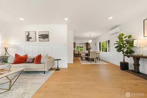 520 30th Avenue E Seattle WA 98112