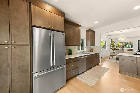 520 30th Avenue E Seattle WA 98112
