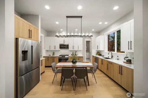 5014 114th Avenue NE Kirkland WA 98033