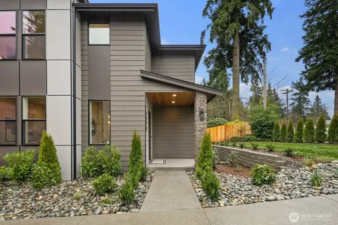 5014 114th Avenue NE Kirkland WA 98033