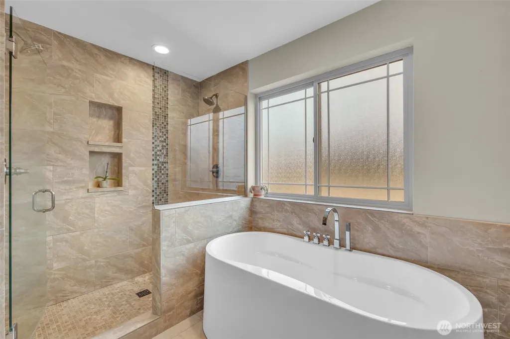 13709 110th Street NE Lake Stevens WA 98258