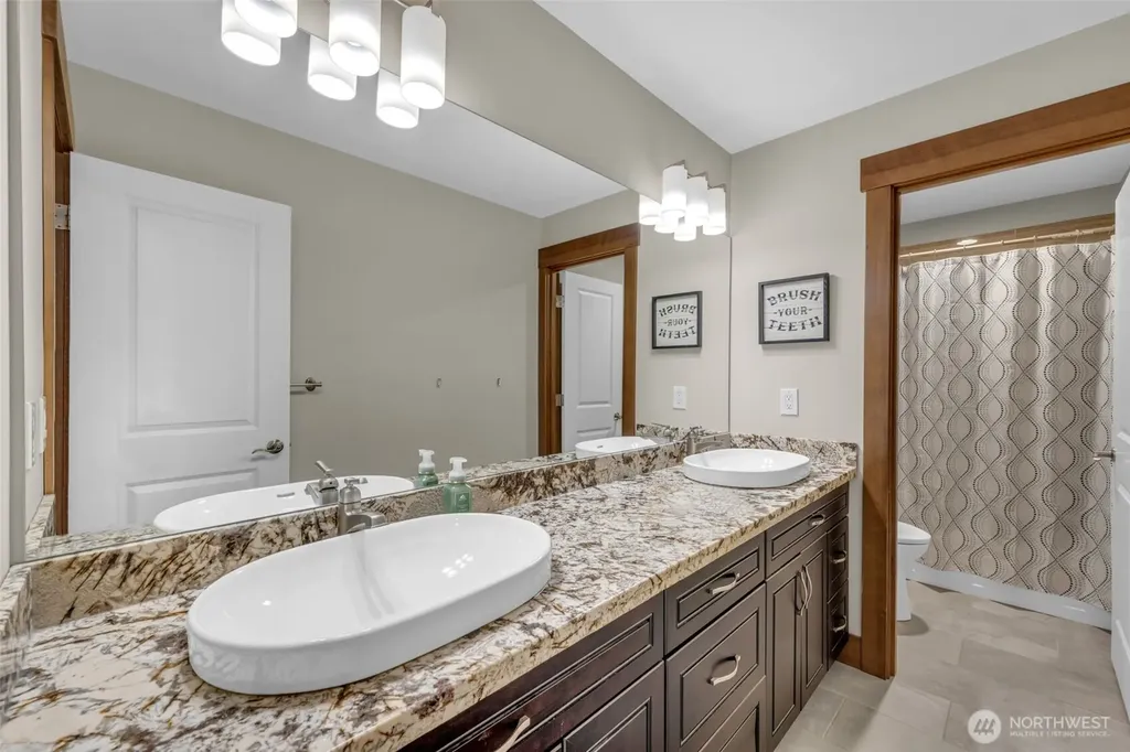 13709 110th Street NE Lake Stevens WA 98258