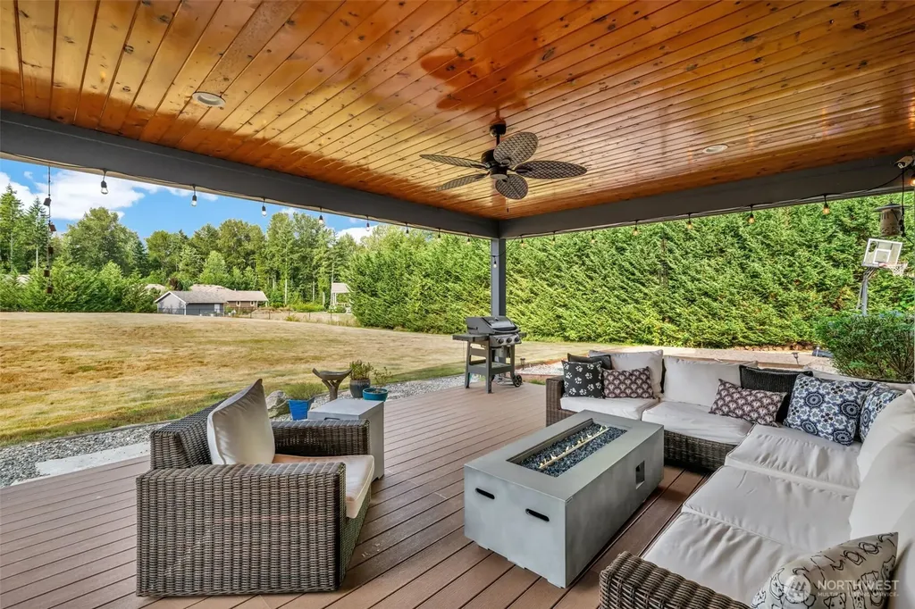 13709 110th Street NE Lake Stevens WA 98258