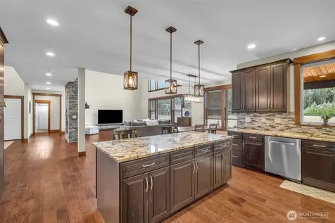 13709 110th Street NE Lake Stevens WA 98258