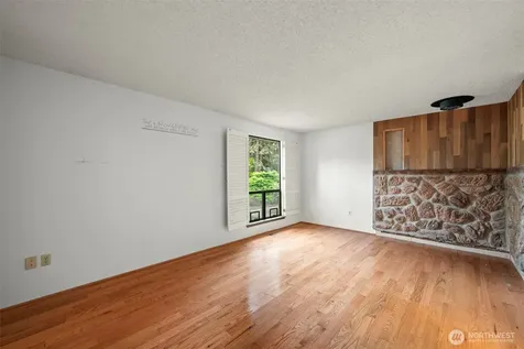 16905 150th Avenue SE Renton WA 98058