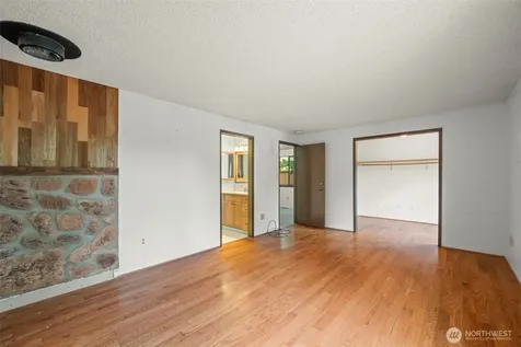 16905 150th Avenue SE Renton WA 98058