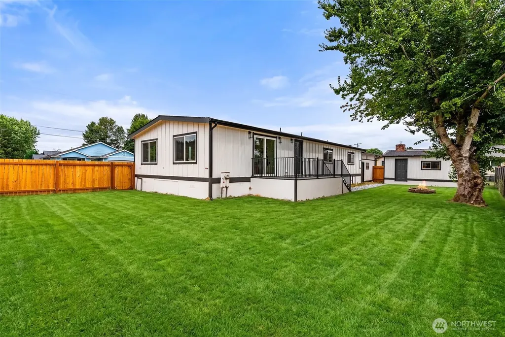 200 10th Avenue N Algona WA 98001
