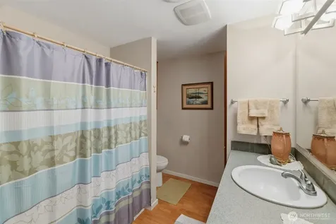 1323 N Heatherwood E Tacoma WA 98406