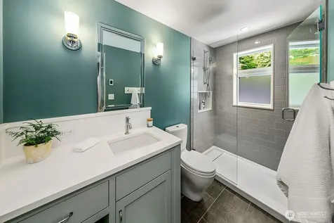 8623 30th Avenue NE Seattle WA 98115