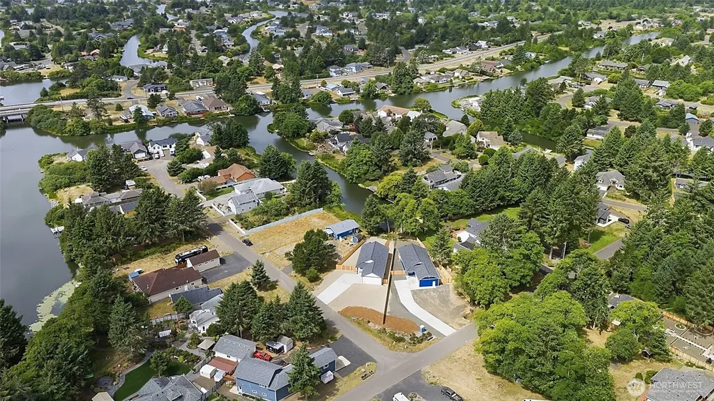 645 Itswoot Avenue SE Ocean Shores WA 98569