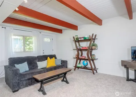 8821 221st Place SW Edmonds WA 98026