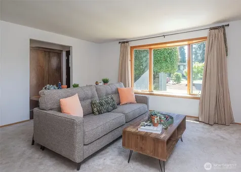 8821 221st Place SW Edmonds WA 98026