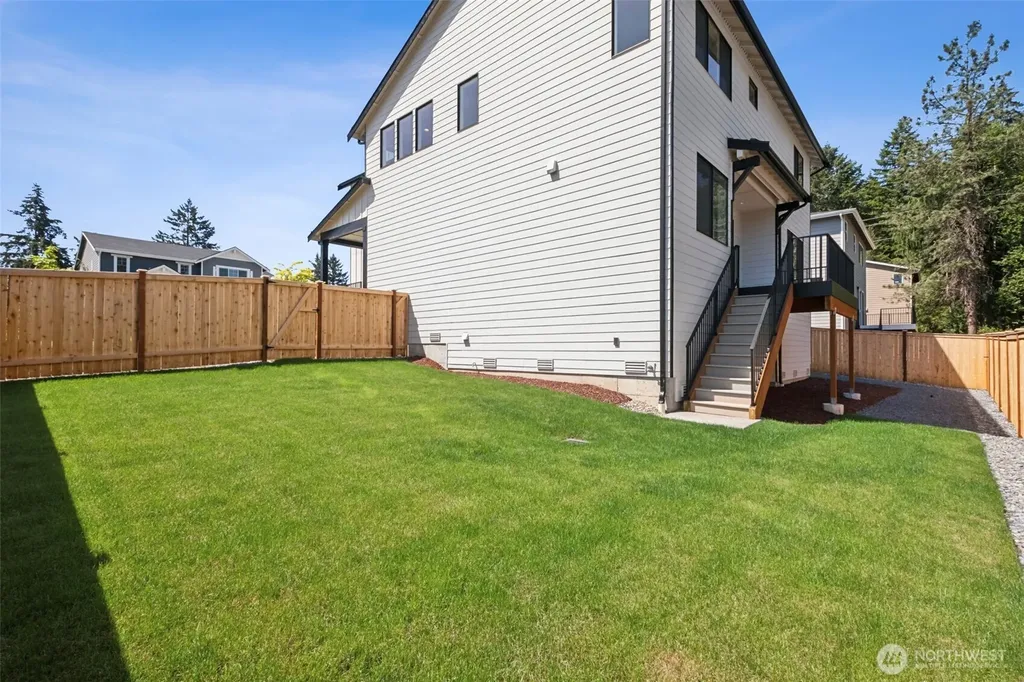 18022 SE 250th Place Covington WA 98042
