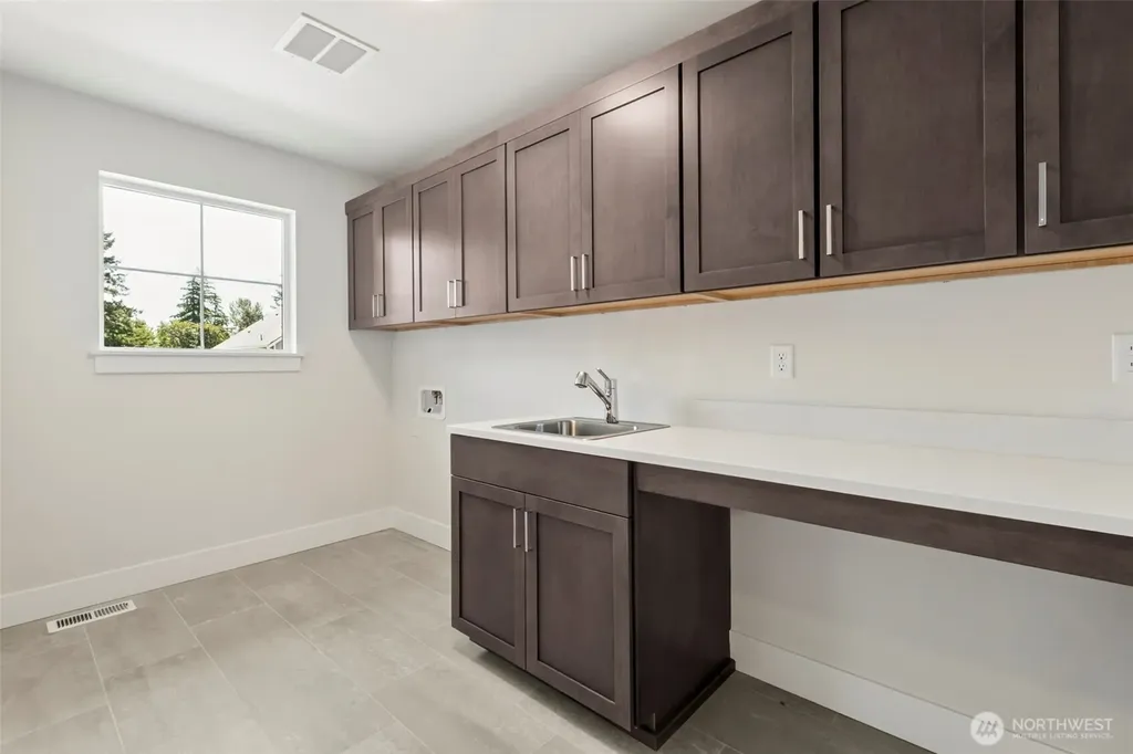 18022 SE 250th Place Covington WA 98042