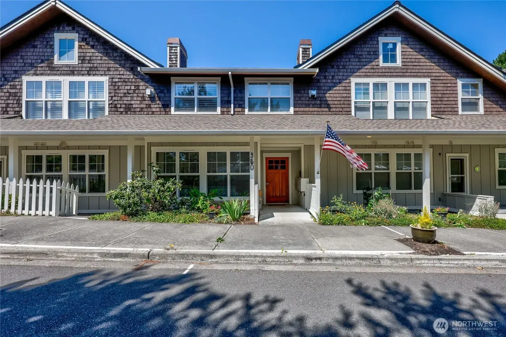 350 Castellano Way Port Townsend WA 98368