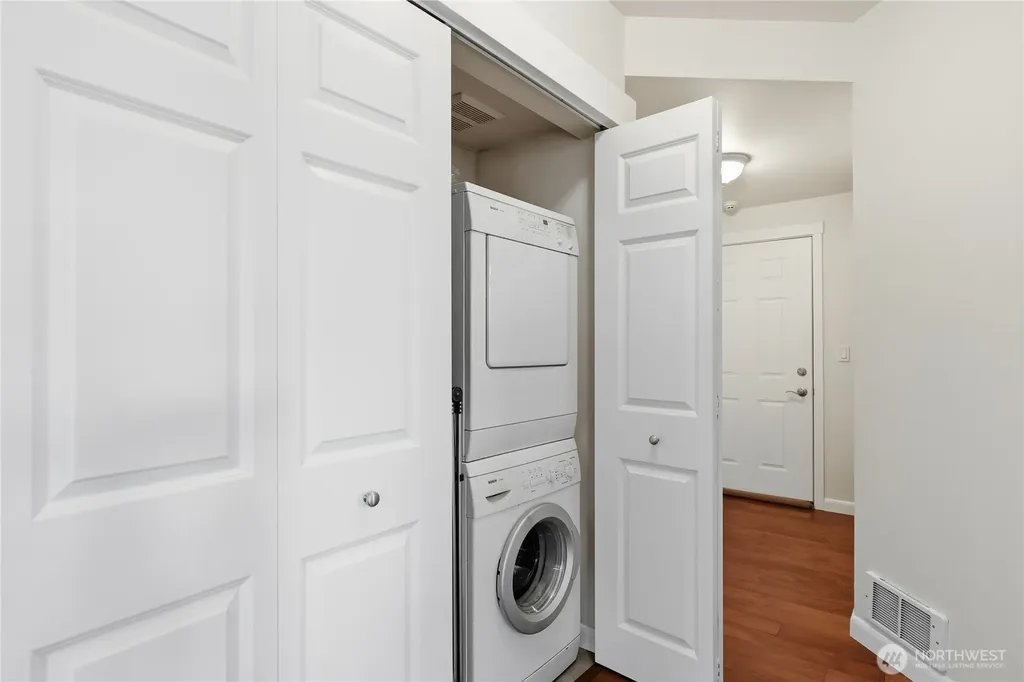 350 Castellano Way Port Townsend WA 98368
