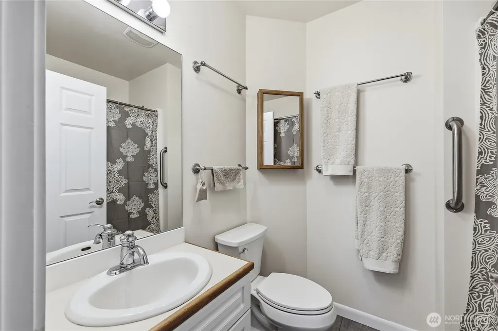 350 Castellano Way Port Townsend WA 98368