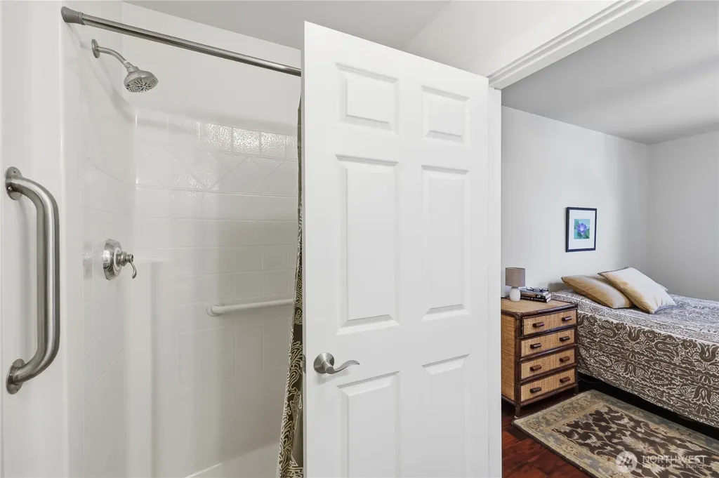 350 Castellano Way Port Townsend WA 98368