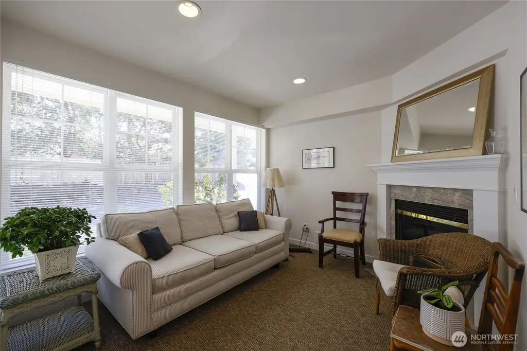350 Castellano Way Port Townsend WA 98368