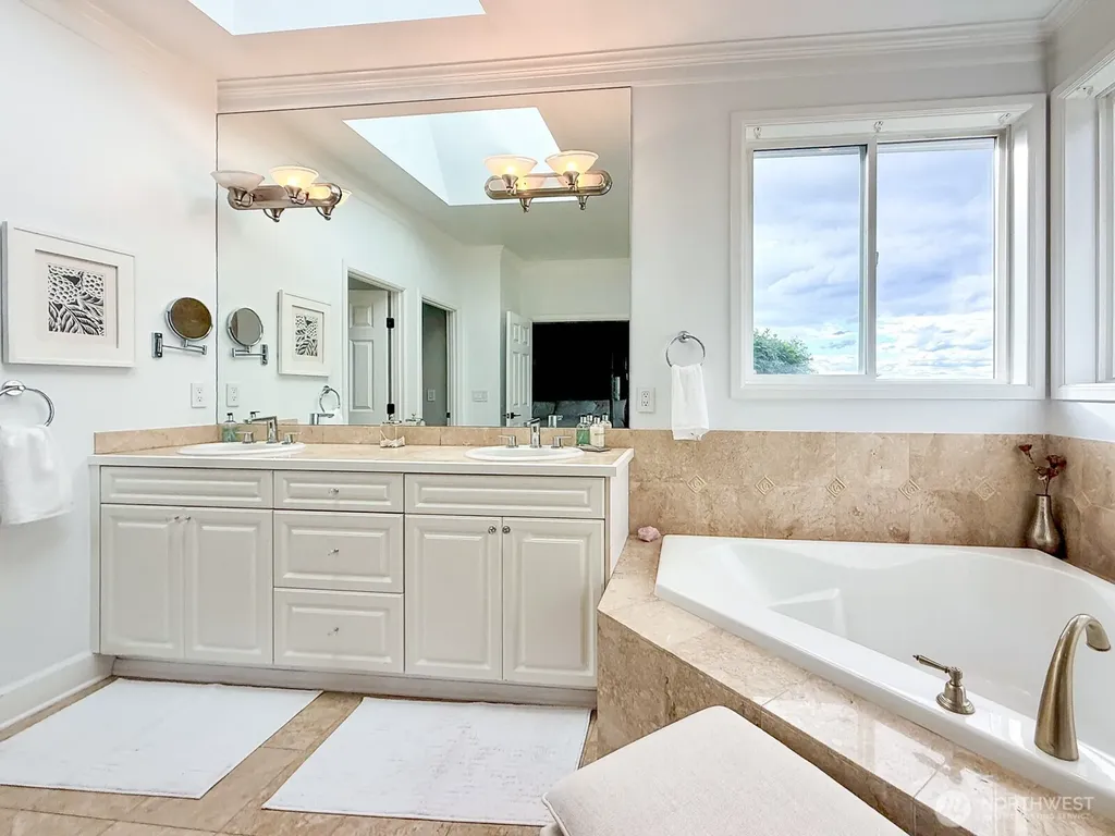 7014 Cascade Avenue SE Snoqualmie WA 98065