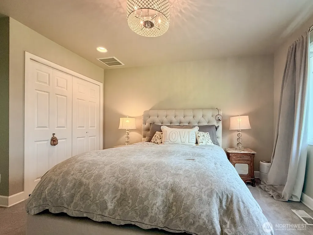 7014 Cascade Avenue SE Snoqualmie WA 98065