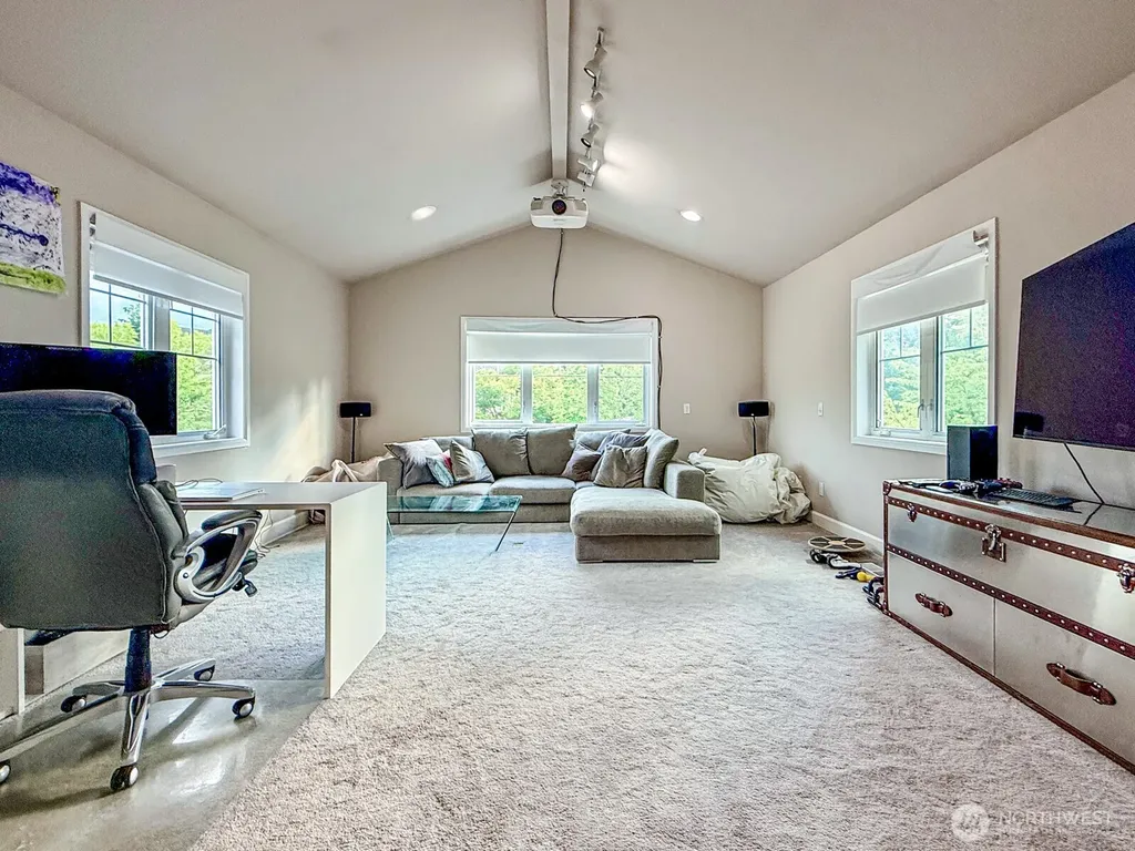 7014 Cascade Avenue SE Snoqualmie WA 98065