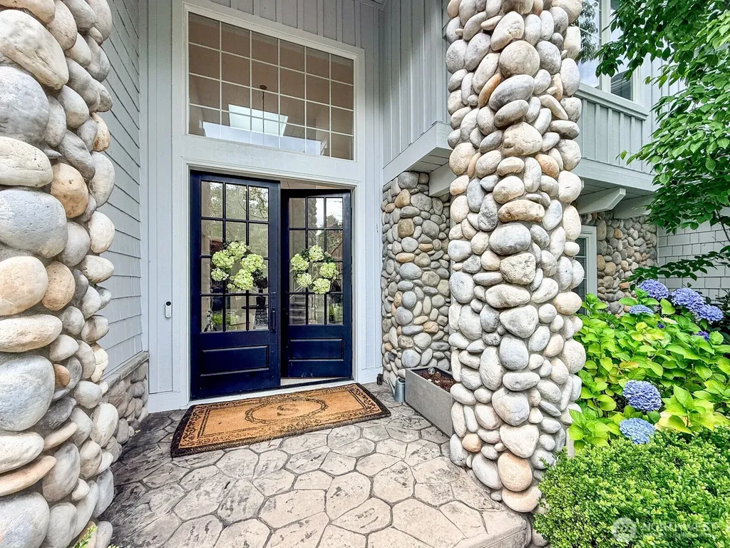 7014 Cascade Avenue SE Snoqualmie WA 98065