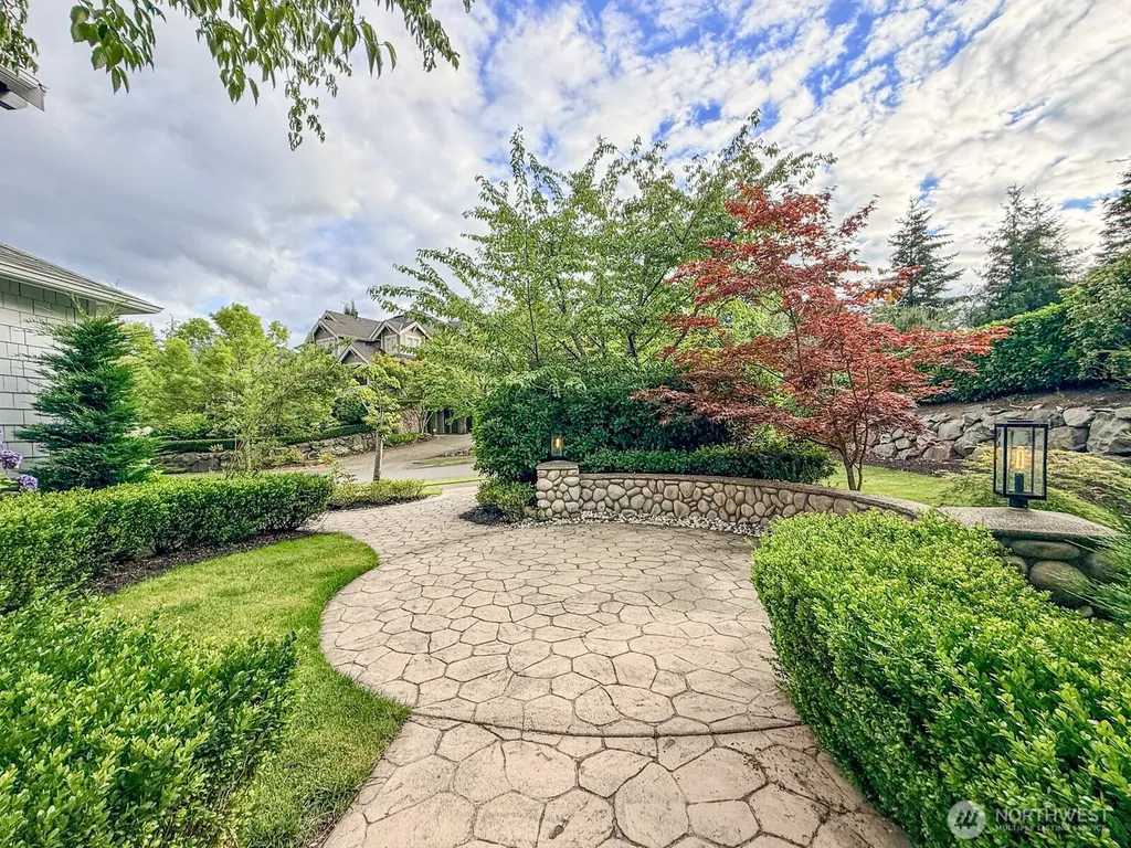 7014 Cascade Avenue SE Snoqualmie WA 98065