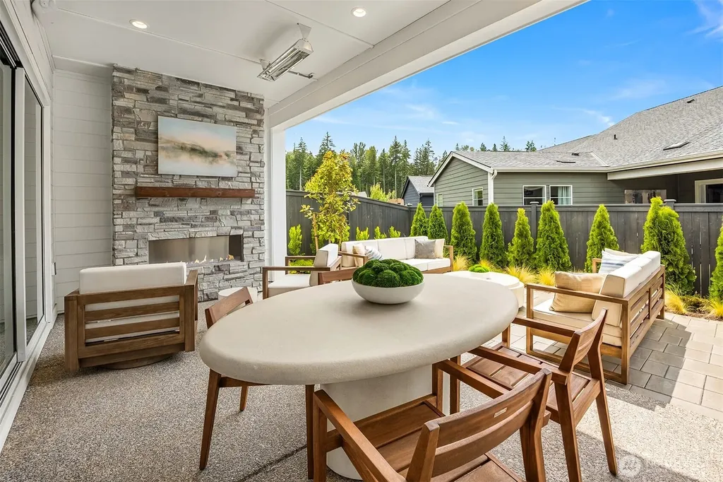 34225 Buckeye Avenue SE Black Diamond WA 98010