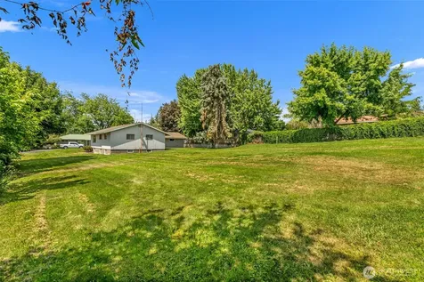 783 N Keller Avenue East Wenatchee WA 98802