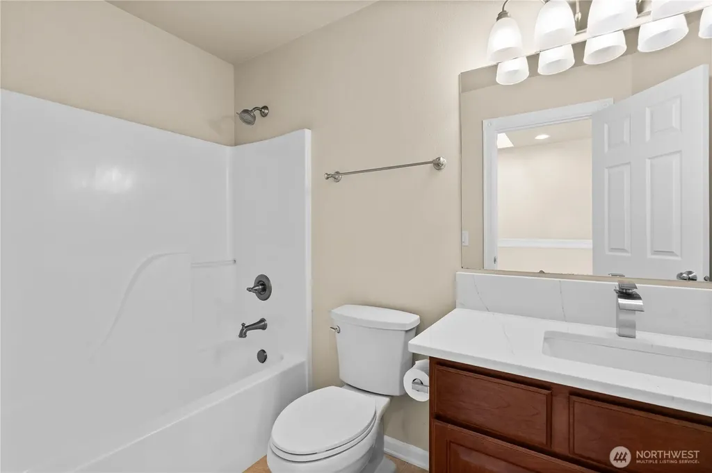 3722 Kinsale Lane SE Olympia WA 98501