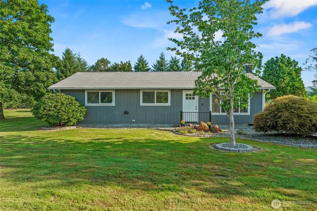 202 Waters Road Castle Rock WA 98611